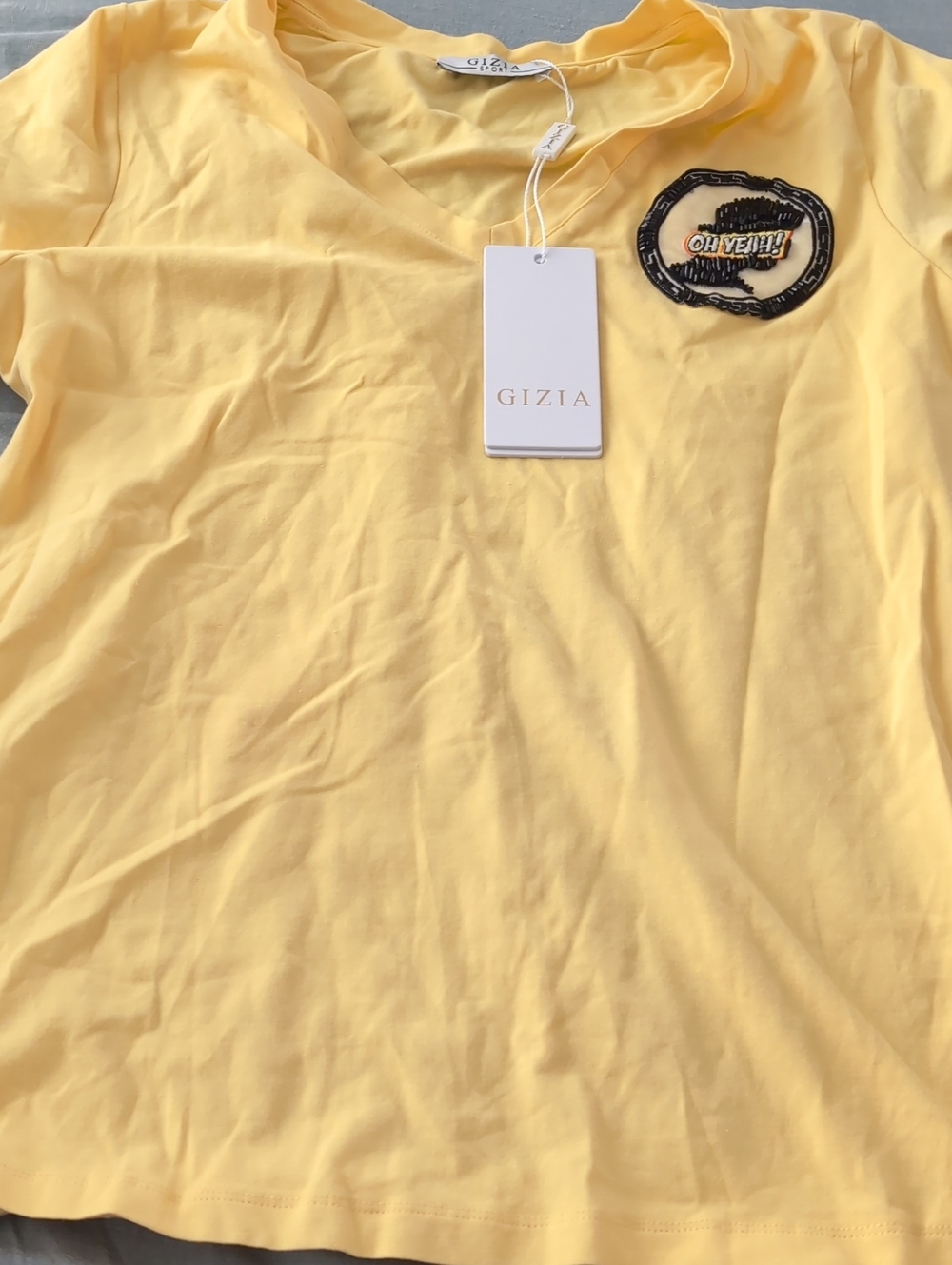 Gizia Sport Yellow V-Neck Patch Tee- 36
